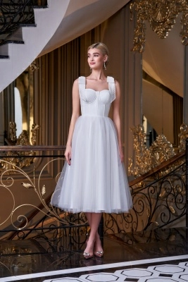 Белое платье миди юбка фатин, верх глиттер с бантиками на плечах