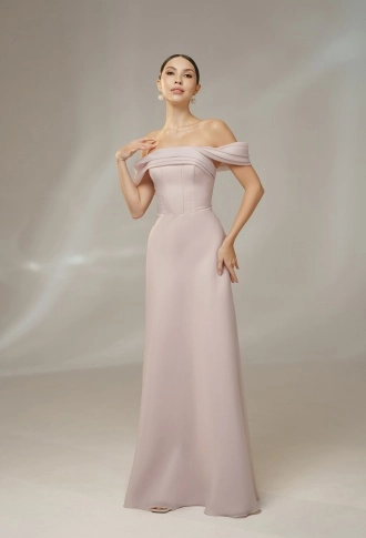 Лиловое платье по фигуре на выпускной Лиловое платье по фигуре на выпускной