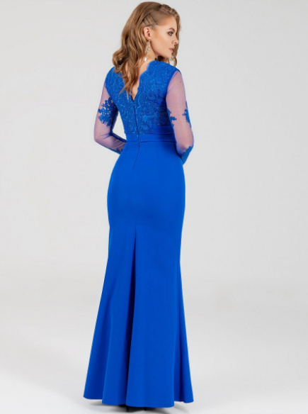 Синее платье по фигуре с кружевным верхом и длинными рукавами