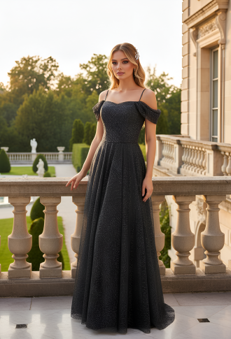 Черное блестящее платье со спущенными плечами 