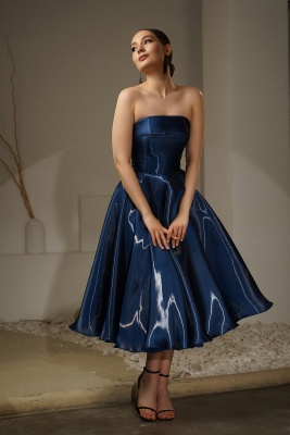 Тёмно-синее платье миди из органзы