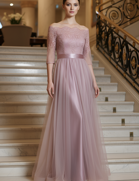 Пудровое фатиновое платье со спущенными плечами, рукава 3\4