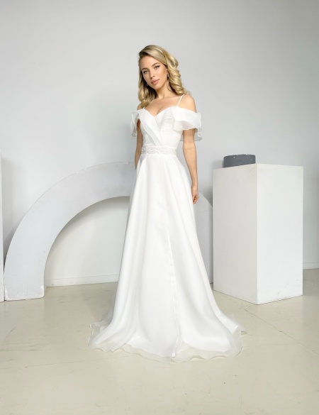 Свадебное платье со спущенными плечами  Франческа