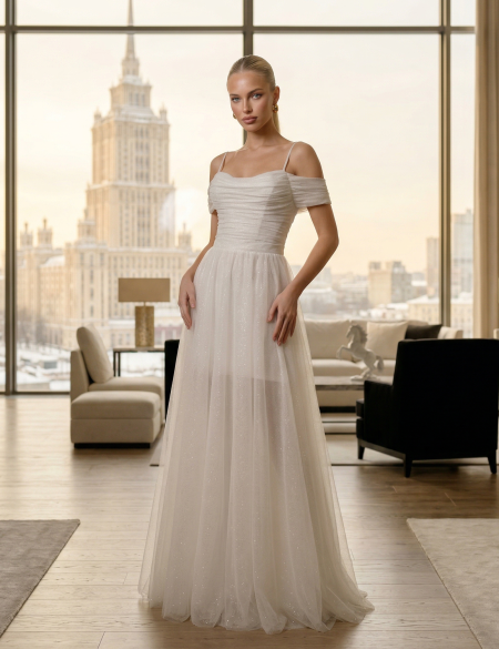 Белое блестящее платье мини с накладной юбкой