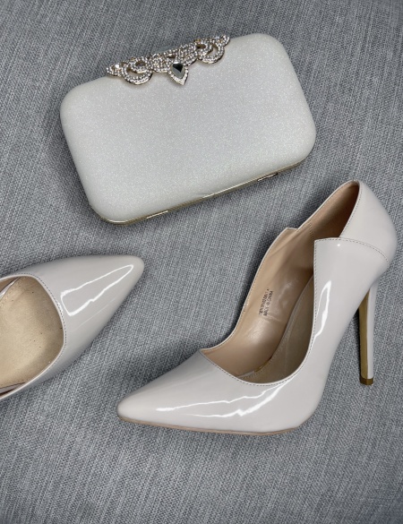 Клатч белый с декором