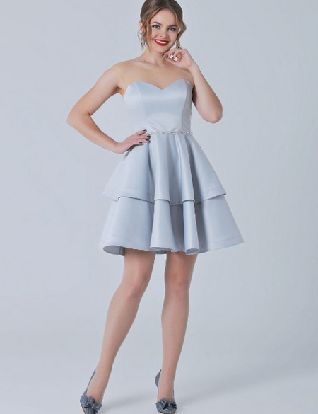 Серое атласное платье с двухъярусной юбкой