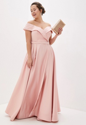 Розовое атласное платье с разрезом