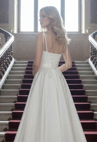 Свадебное платье с буфами Кэрол