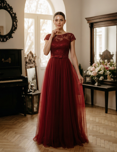 Бордовое фатиновое платье лиф с пайетками