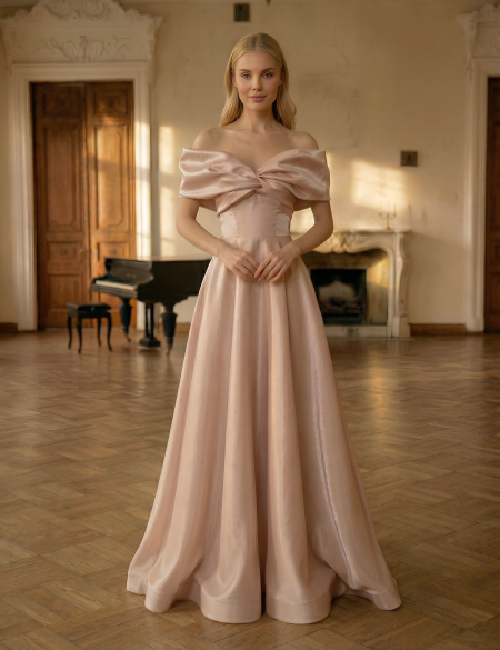 Пудровое вечернее платье в пол из блестящей органзы