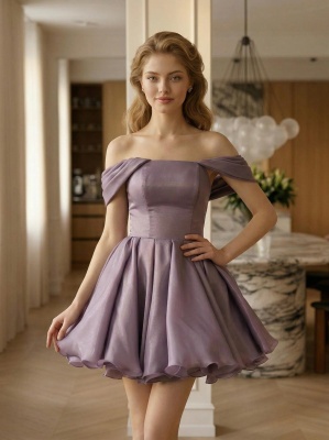 Лавандовое корсетное мини-платье с объёмной юбкой