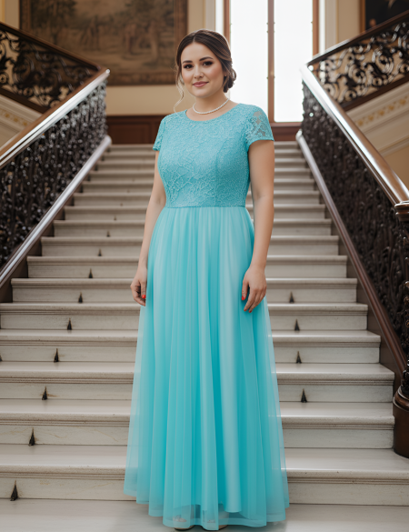 Бирюзовое фатиновое платье с гипюровым верхом верхом и атласным поясом