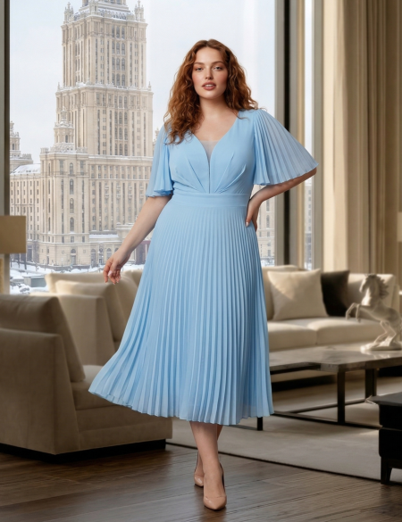 Голубое платье миди с плиссированной юбкой и рукавами-крылышками