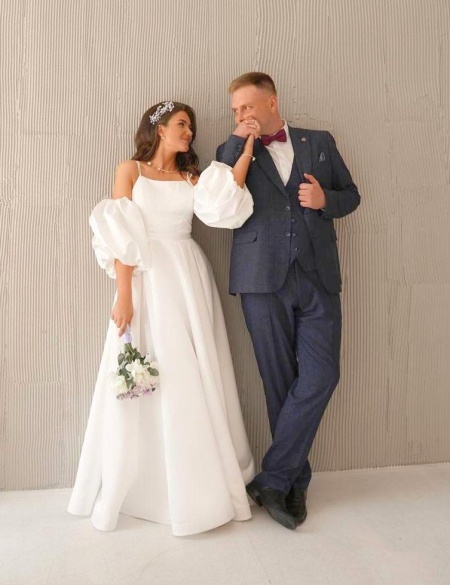 Свадебное платье с буфами Кэрол