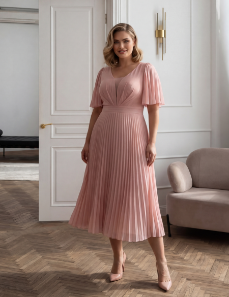 Розовое платье миди с плиссированной юбкой и рукавами-крылышками