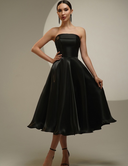 Чёрное платье миди из органзы