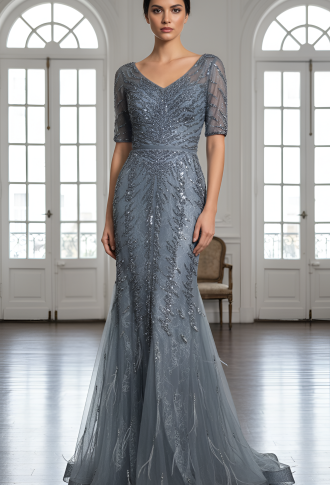 Графитовое платье из бисера с перьями 