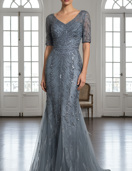 Графитовое платье из бисера с перьями 