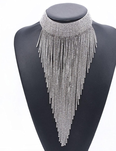 Колье из страз большое