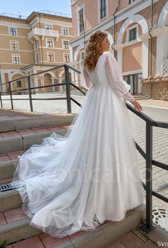 Свадебное платья Корри со шлейфом