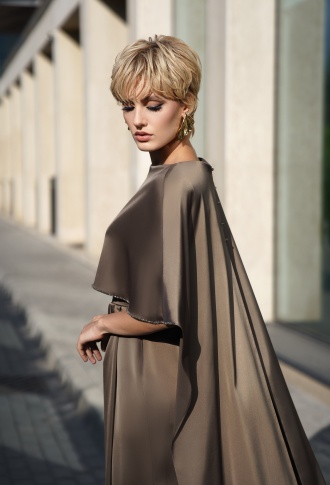 Кофейное платье с кейпом