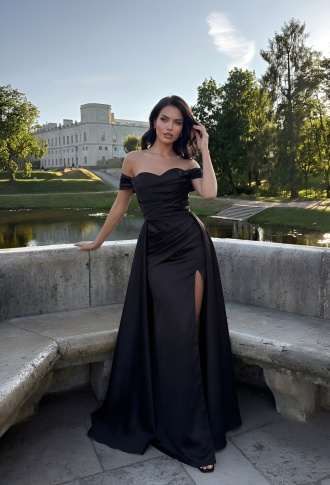 Чёрное атласное платье трансформер