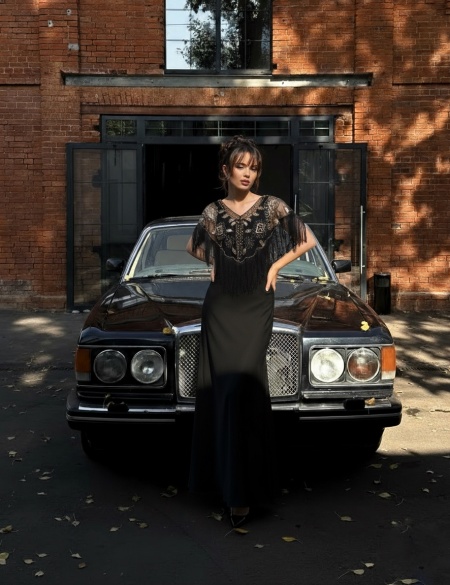 Накидка в стиле гетсби чёрно-золотая