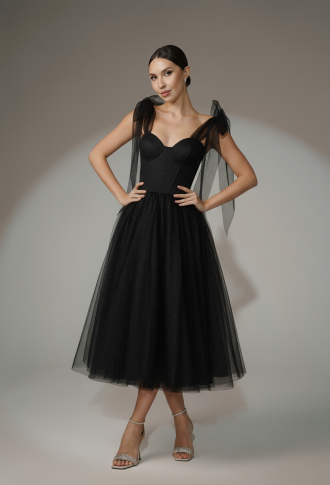 Чёрное платье миди с бантиками