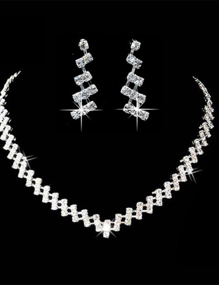 Серебряный набор колье и серьги 300412