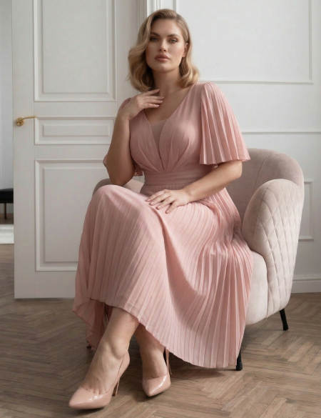 Розовое платье миди с плиссированной юбкой и рукавами-крылышками