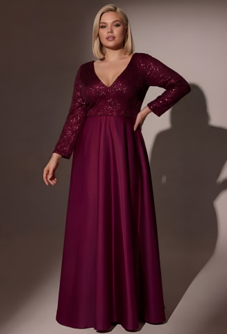 Бордовое атласное платье с длинными рукавами, верх декорирован пайетками