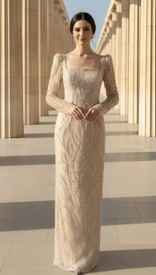 Бежевое платье из бисера с рукавами